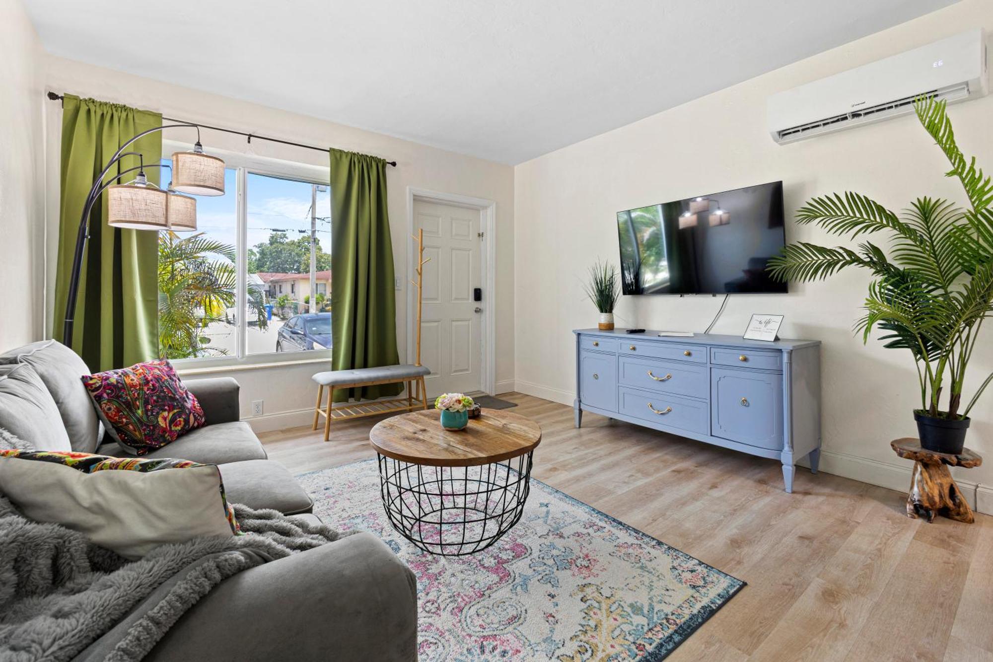 Enchanting Cozy Apartment 10 Min Away From Airport, Calle 8, Brickell, Coral Gables, The Beach And More! Miami Buitenkant foto